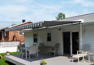 benefits of a new retractable awning